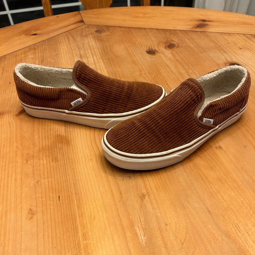 Corduroy Vans - Brown. Good used condition Sz 10 women/8.5 men